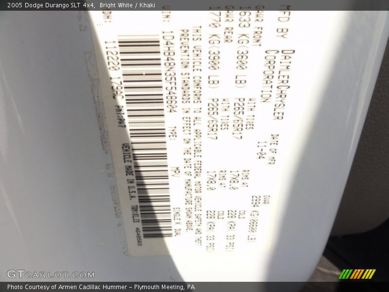 Bright White / Khaki 2005 Dodge Durango SLT 4x4