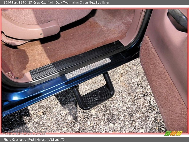 Dark Tourmaline Green Metallic / Beige 1996 Ford F250 XLT Crew Cab 4x4