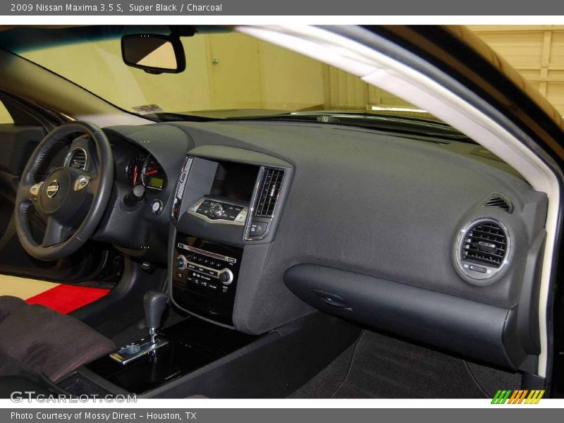 Super Black / Charcoal 2009 Nissan Maxima 3.5 S