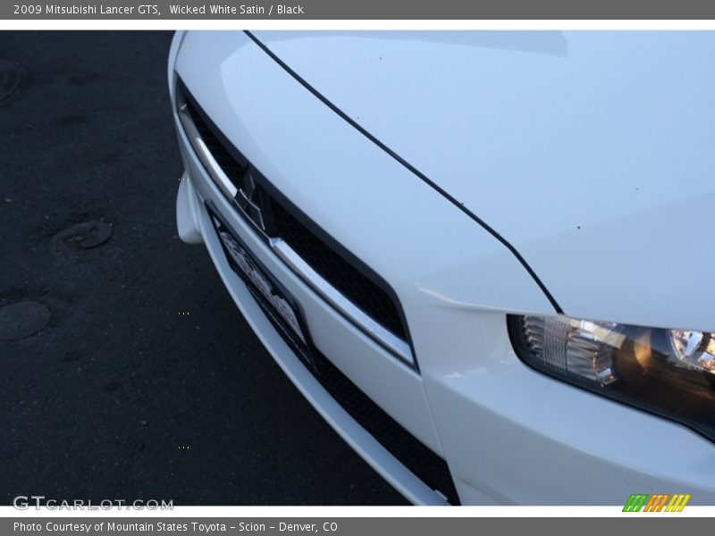 Wicked White Satin / Black 2009 Mitsubishi Lancer GTS