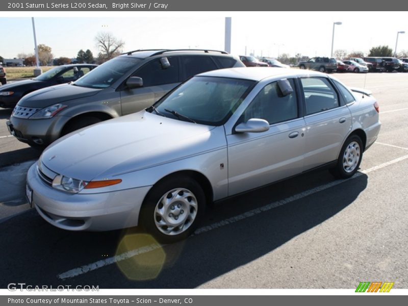 Bright Silver / Gray 2001 Saturn L Series L200 Sedan