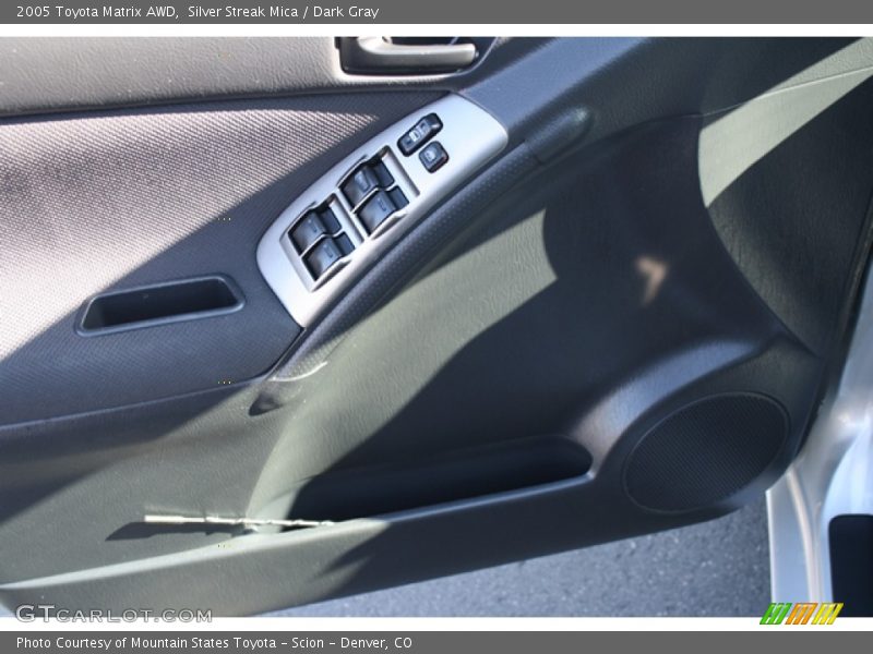Silver Streak Mica / Dark Gray 2005 Toyota Matrix AWD