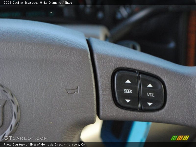 Controls of 2003 Escalade 