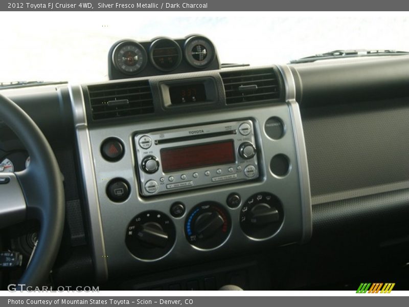 Silver Fresco Metallic / Dark Charcoal 2012 Toyota FJ Cruiser 4WD