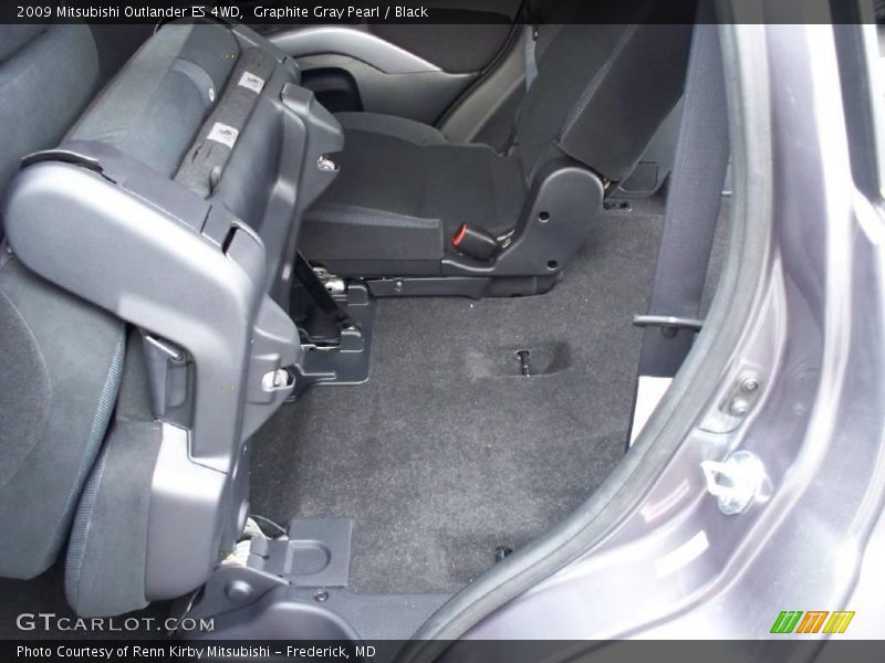 Graphite Gray Pearl / Black 2009 Mitsubishi Outlander ES 4WD