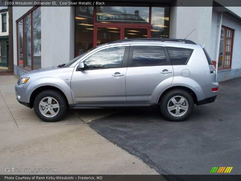 Cool Silver Metallic / Black 2009 Mitsubishi Outlander ES