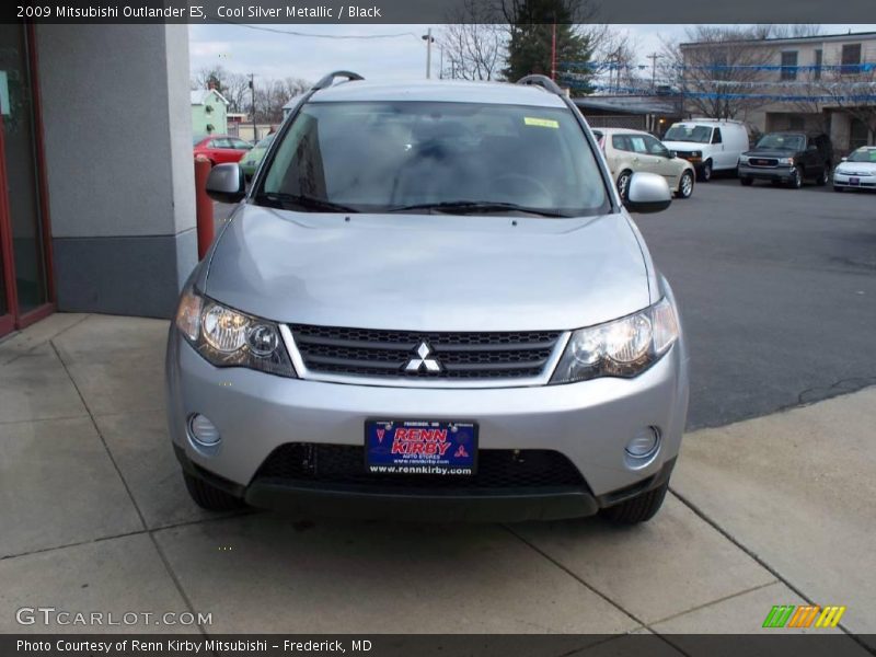 Cool Silver Metallic / Black 2009 Mitsubishi Outlander ES