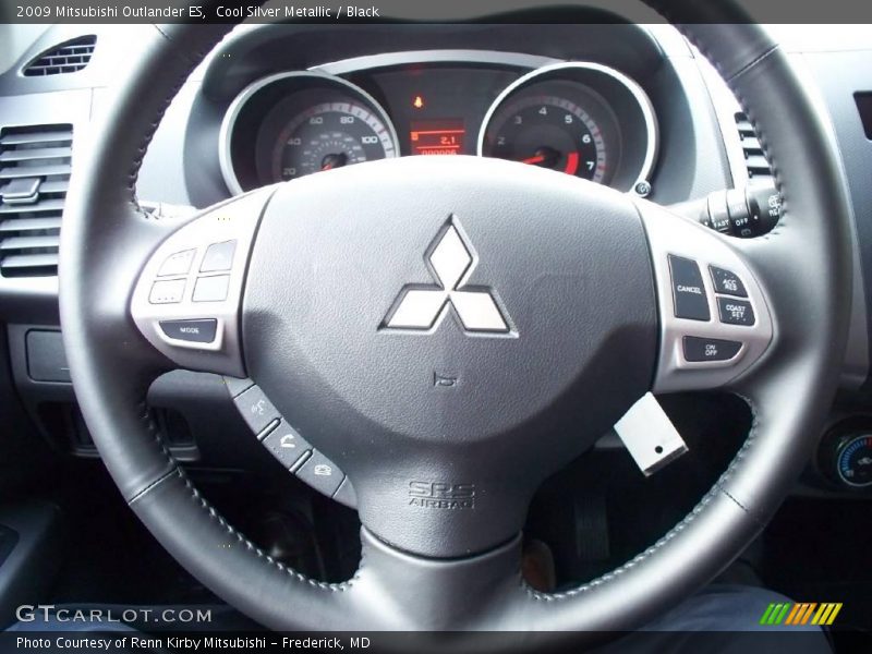 Cool Silver Metallic / Black 2009 Mitsubishi Outlander ES