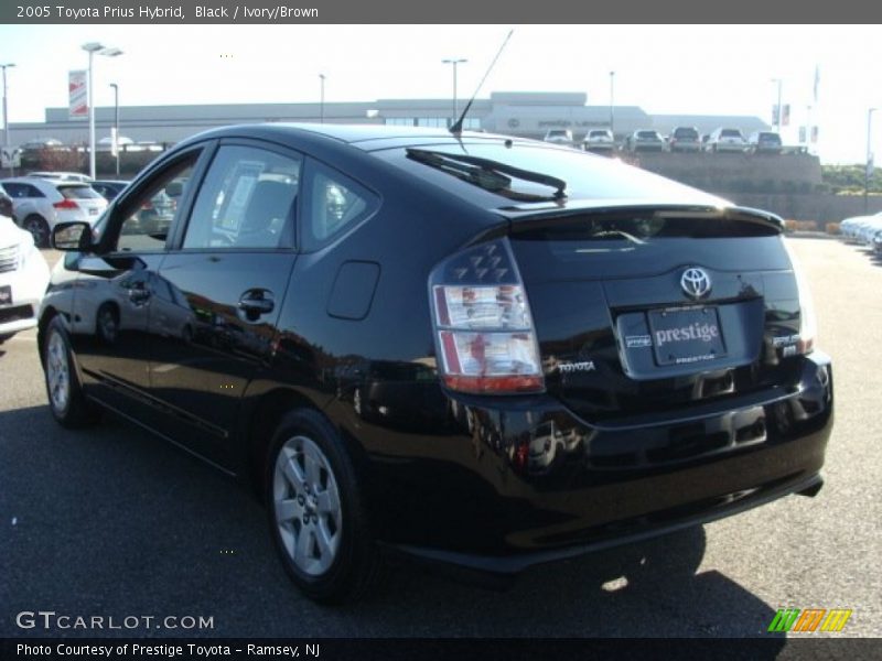 Black / Ivory/Brown 2005 Toyota Prius Hybrid