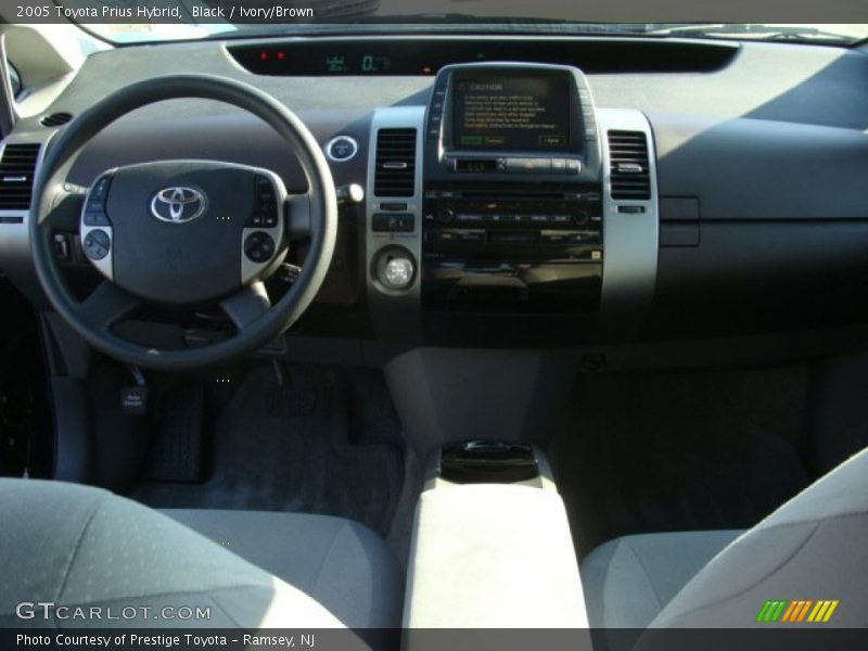 Black / Ivory/Brown 2005 Toyota Prius Hybrid