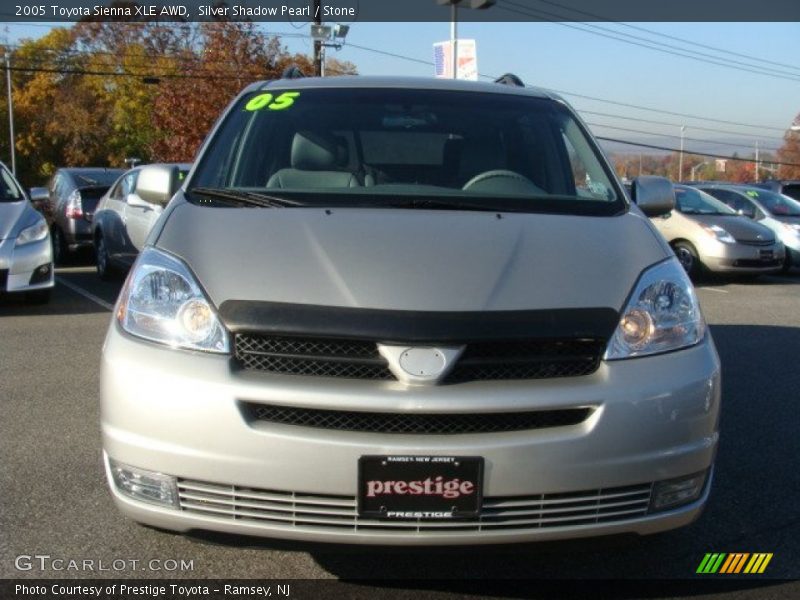 Silver Shadow Pearl / Stone 2005 Toyota Sienna XLE AWD