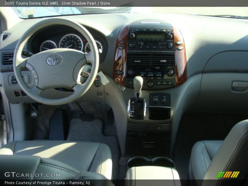 Silver Shadow Pearl / Stone 2005 Toyota Sienna XLE AWD