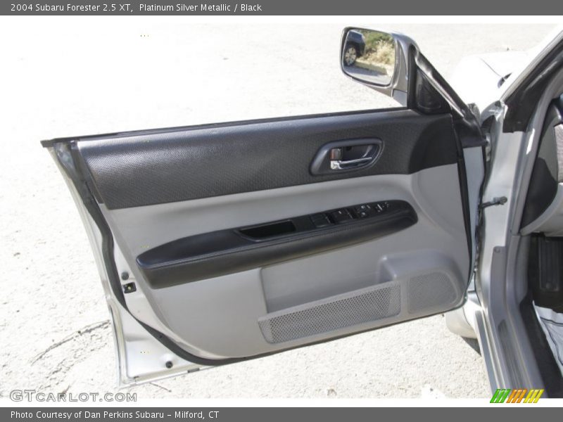 Platinum Silver Metallic / Black 2004 Subaru Forester 2.5 XT
