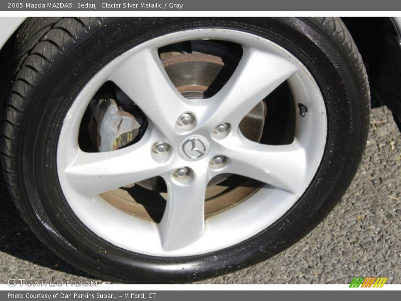 Glacier Silver Metallic / Gray 2005 Mazda MAZDA6 i Sedan
