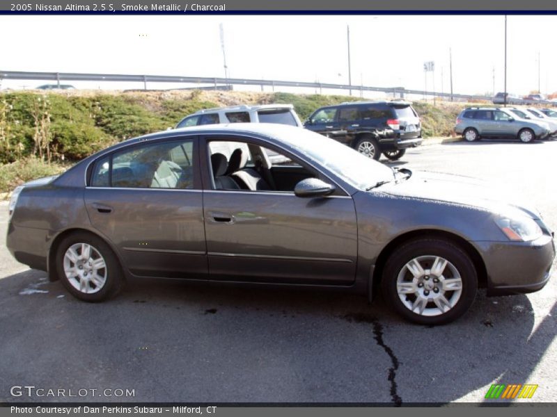 Smoke Metallic / Charcoal 2005 Nissan Altima 2.5 S