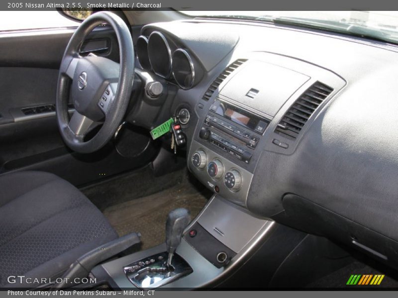 Smoke Metallic / Charcoal 2005 Nissan Altima 2.5 S