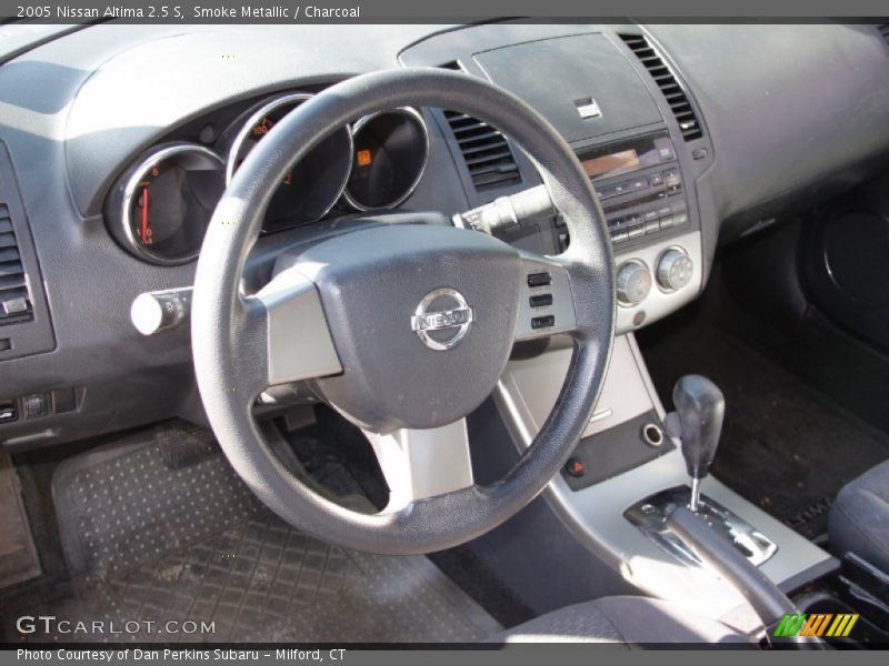 Smoke Metallic / Charcoal 2005 Nissan Altima 2.5 S