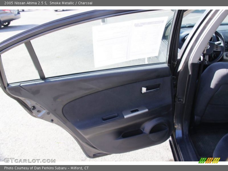 Smoke Metallic / Charcoal 2005 Nissan Altima 2.5 S