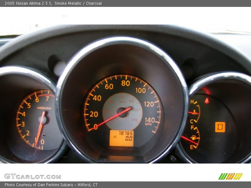Smoke Metallic / Charcoal 2005 Nissan Altima 2.5 S