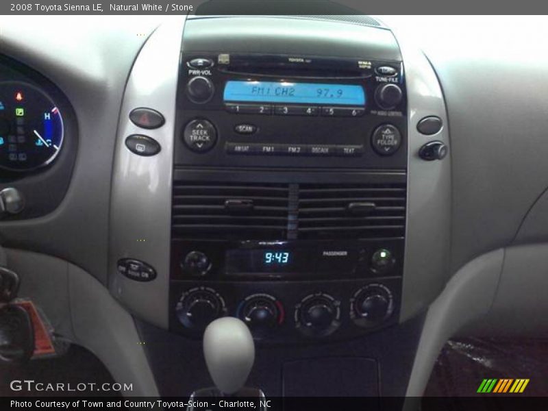 Natural White / Stone 2008 Toyota Sienna LE