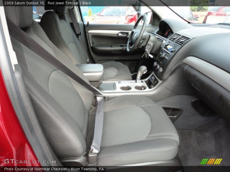 Red Jewel Tintcoat / Black 2009 Saturn Outlook XE