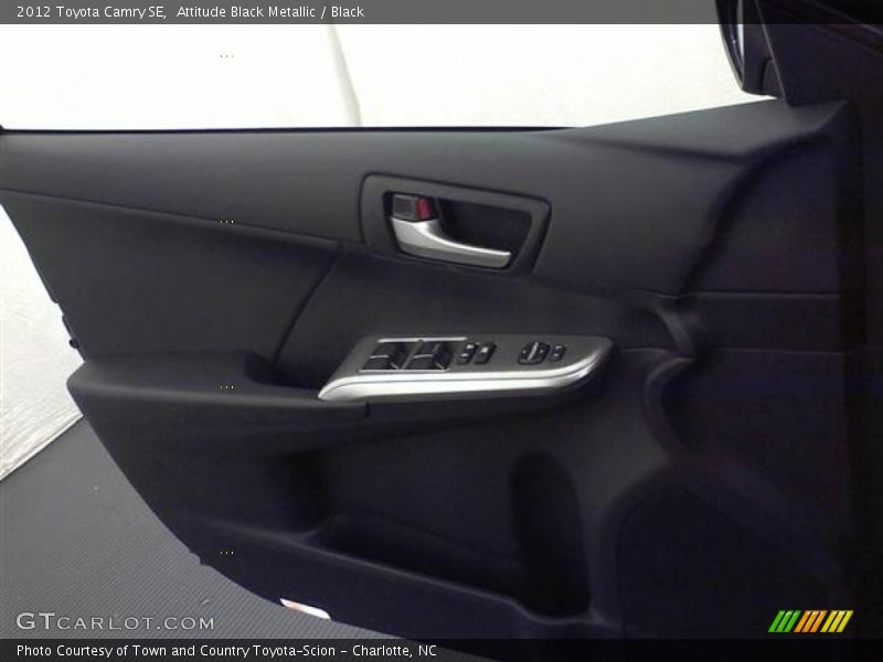 Attitude Black Metallic / Black 2012 Toyota Camry SE