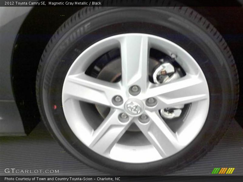 Magnetic Gray Metallic / Black 2012 Toyota Camry SE