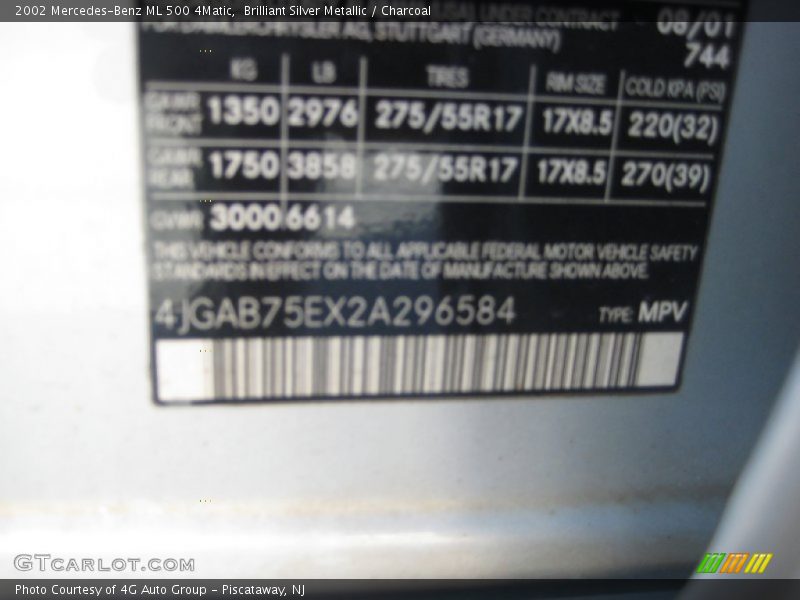 Brilliant Silver Metallic / Charcoal 2002 Mercedes-Benz ML 500 4Matic