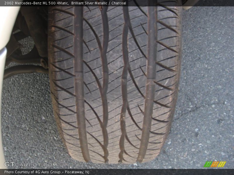 Brilliant Silver Metallic / Charcoal 2002 Mercedes-Benz ML 500 4Matic