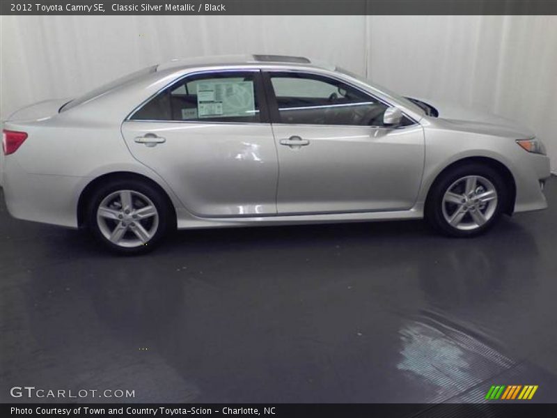 Classic Silver Metallic / Black 2012 Toyota Camry SE