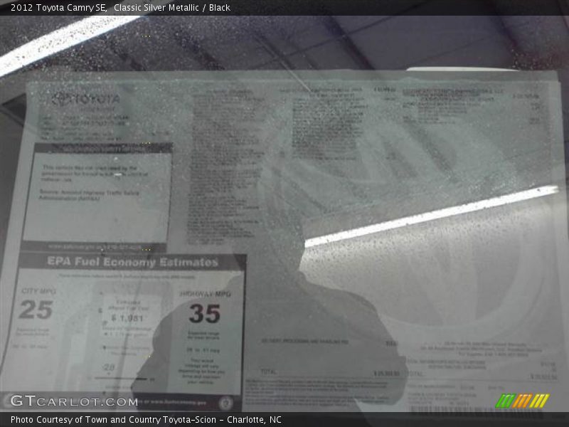 Classic Silver Metallic / Black 2012 Toyota Camry SE