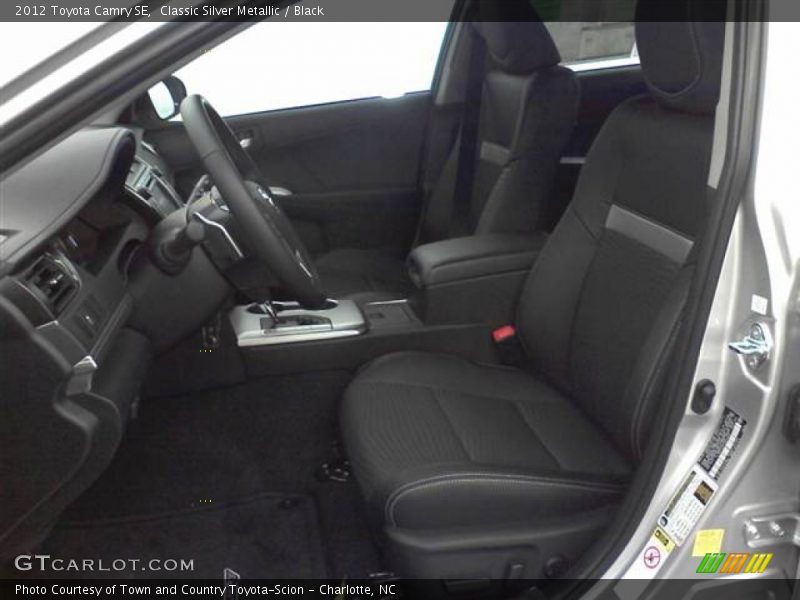 Classic Silver Metallic / Black 2012 Toyota Camry SE