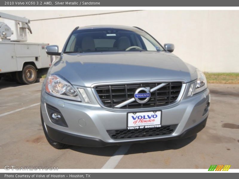 Silver Metallic / Sandstone 2010 Volvo XC60 3.2 AWD