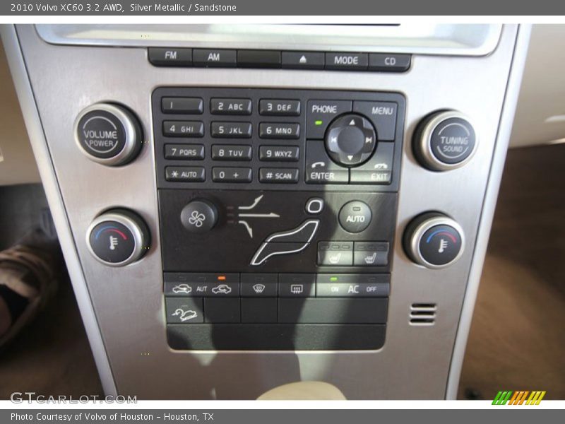 Silver Metallic / Sandstone 2010 Volvo XC60 3.2 AWD