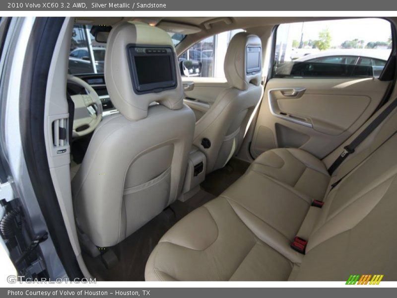 Silver Metallic / Sandstone 2010 Volvo XC60 3.2 AWD