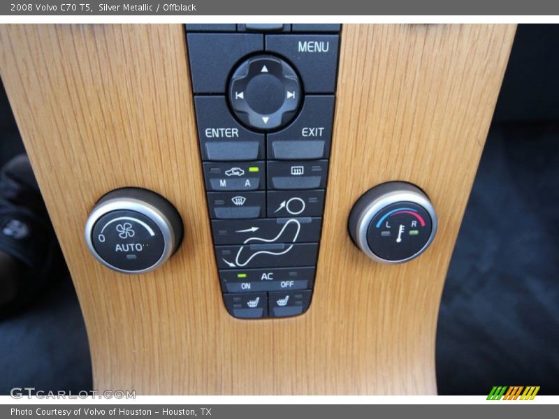 Silver Metallic / Offblack 2008 Volvo C70 T5