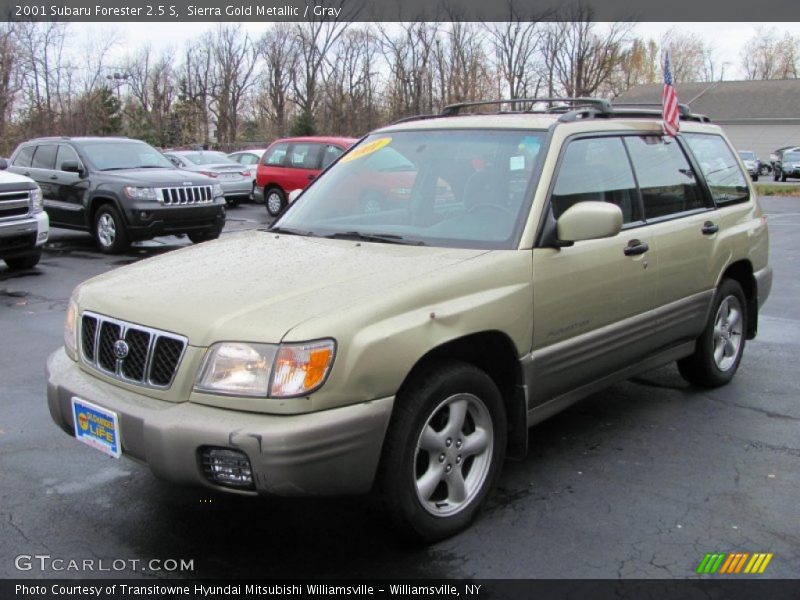 Sierra Gold Metallic / Gray 2001 Subaru Forester 2.5 S