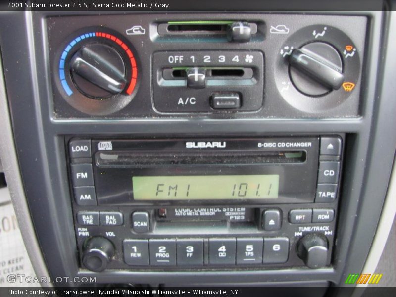 Sierra Gold Metallic / Gray 2001 Subaru Forester 2.5 S