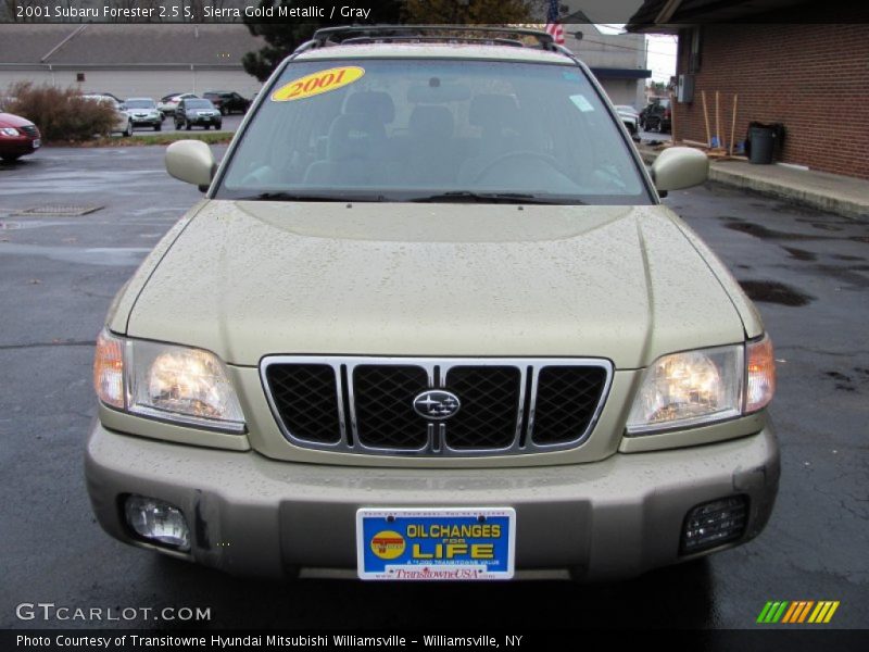 Sierra Gold Metallic / Gray 2001 Subaru Forester 2.5 S