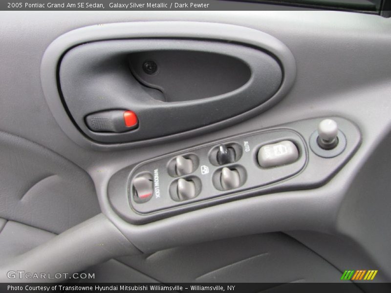 Galaxy Silver Metallic / Dark Pewter 2005 Pontiac Grand Am SE Sedan