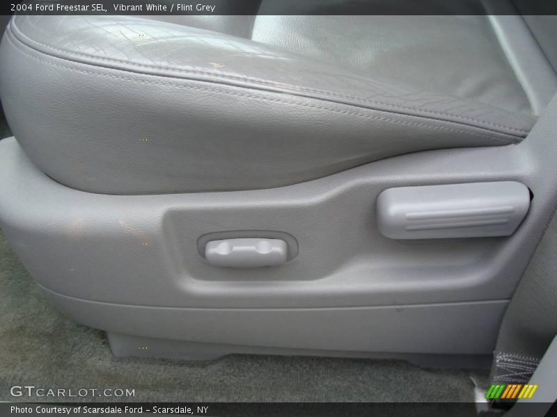 Vibrant White / Flint Grey 2004 Ford Freestar SEL