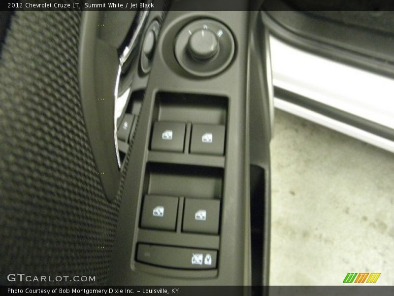 Summit White / Jet Black 2012 Chevrolet Cruze LT