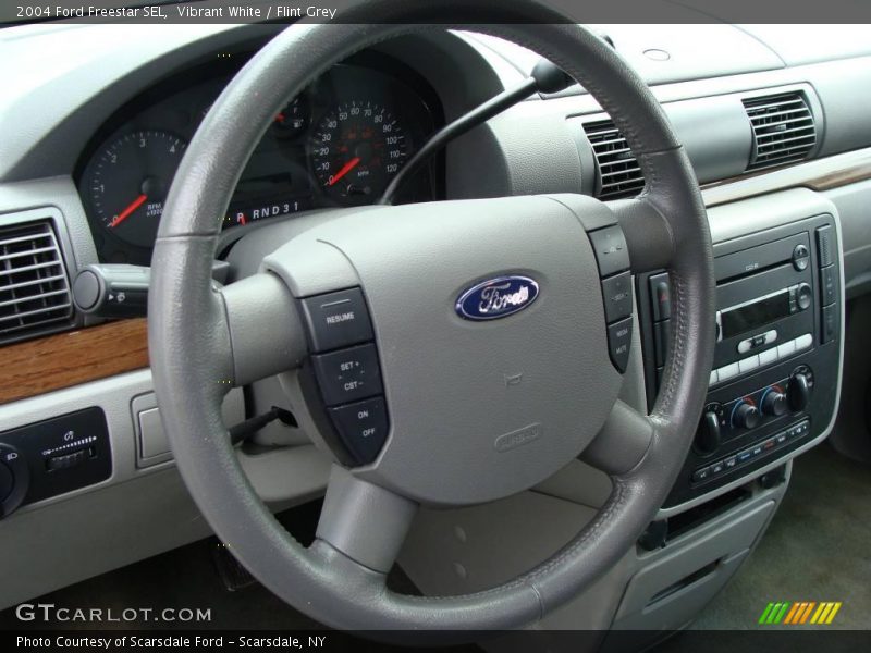 Vibrant White / Flint Grey 2004 Ford Freestar SEL