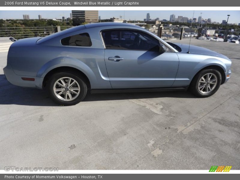 Windveil Blue Metallic / Light Graphite 2006 Ford Mustang V6 Deluxe Coupe