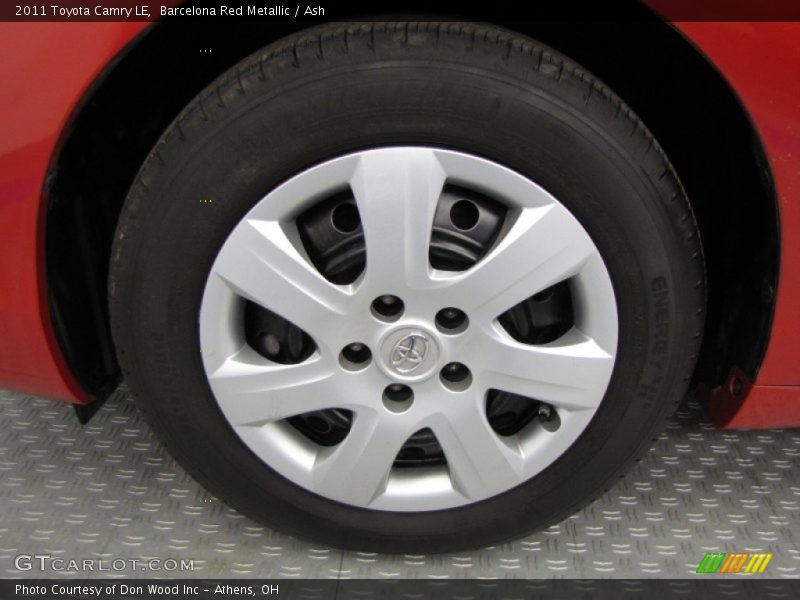 Barcelona Red Metallic / Ash 2011 Toyota Camry LE