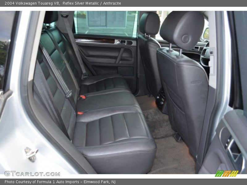 Reflex Silver Metallic / Anthracite 2004 Volkswagen Touareg V8