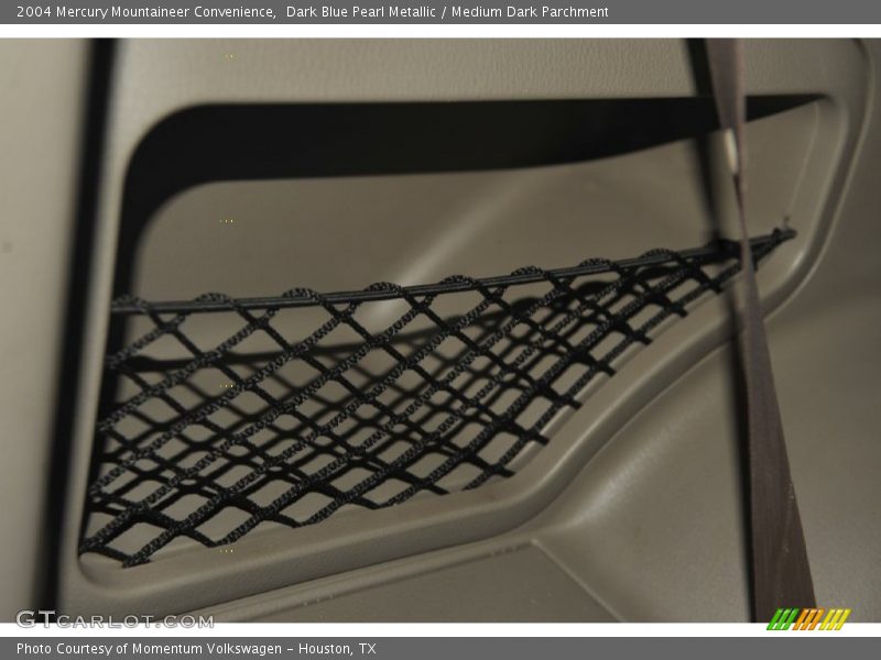 Dark Blue Pearl Metallic / Medium Dark Parchment 2004 Mercury Mountaineer Convenience