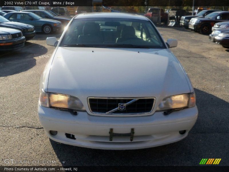 White / Beige 2002 Volvo C70 HT Coupe