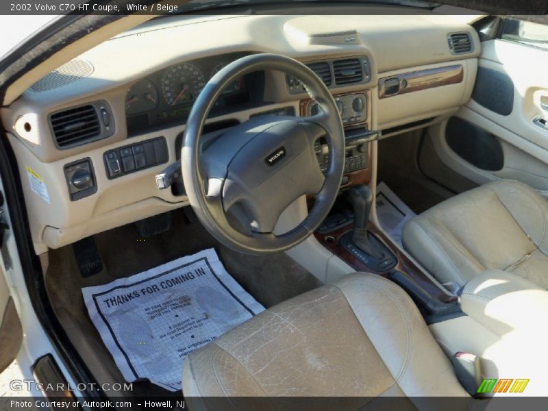 White / Beige 2002 Volvo C70 HT Coupe