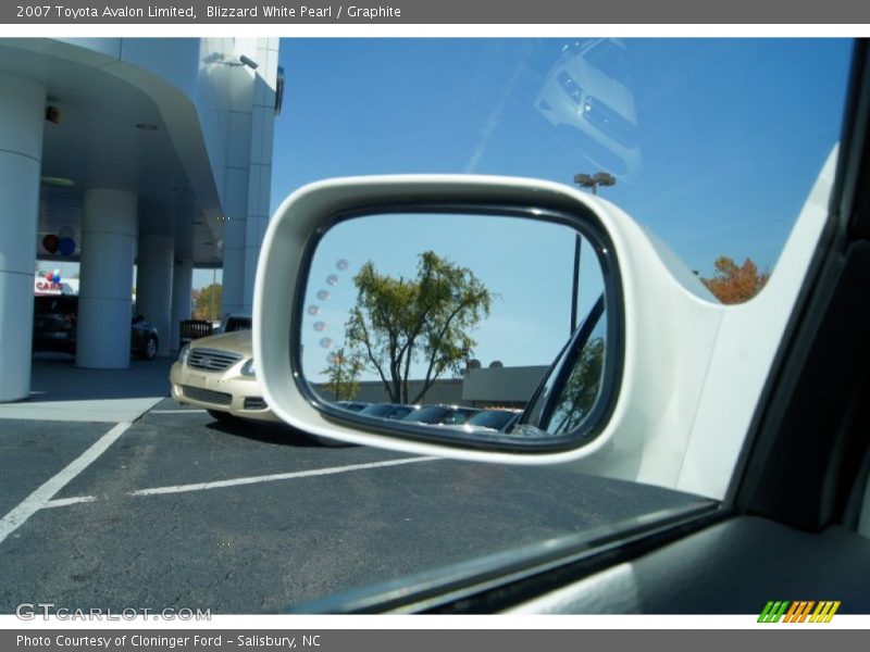 Blizzard White Pearl / Graphite 2007 Toyota Avalon Limited